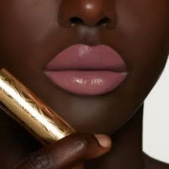 Gucci Satin Lipstick In 220 Merry Mauve - Cool Mauve Pink - Picture 5 of 12